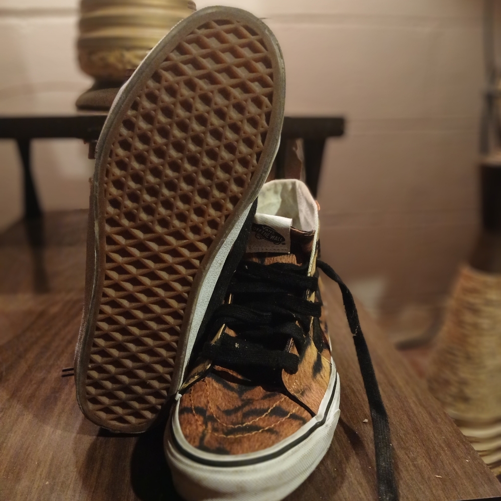 Vans - Picture 4 of 8